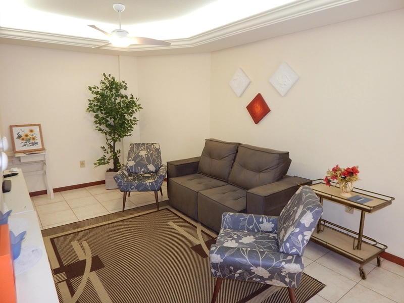 2 dormitórios com box em frente a linda praça e junto ao mar: 4ª foto da galeria de imagens do imóvel