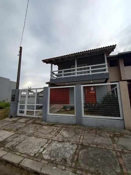 CASA A UMA QUADRA DO MAR: 5ª foto da galeria de imagens do imóvel