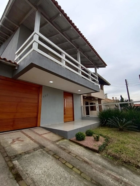 CASA A UMA QUADRA DO MAR: 4ª foto da galeria de imagens do imóvel