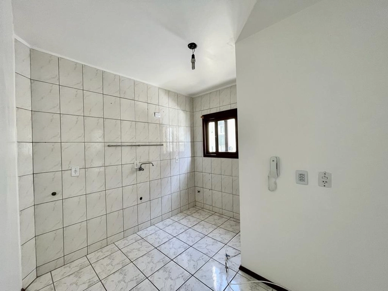 Apartamento vazio com 02 quartos no Centro de Capão!: 1ª foto da galeria de imagens do imóvel