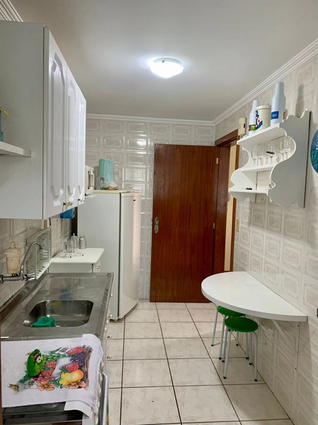 NO CENTRO DA CIDADE: 15ª foto da galeria de imagens do imóvel