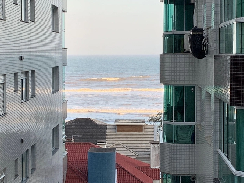 Uma quadra do mar: 12ª foto da galeria de imagens do imóvel
