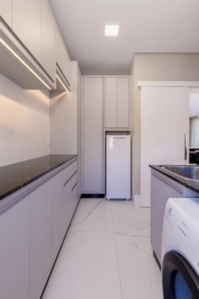 Casa estilo Neoclássica no condomínio Sense: 21ª foto da galeria de imagens do imóvel