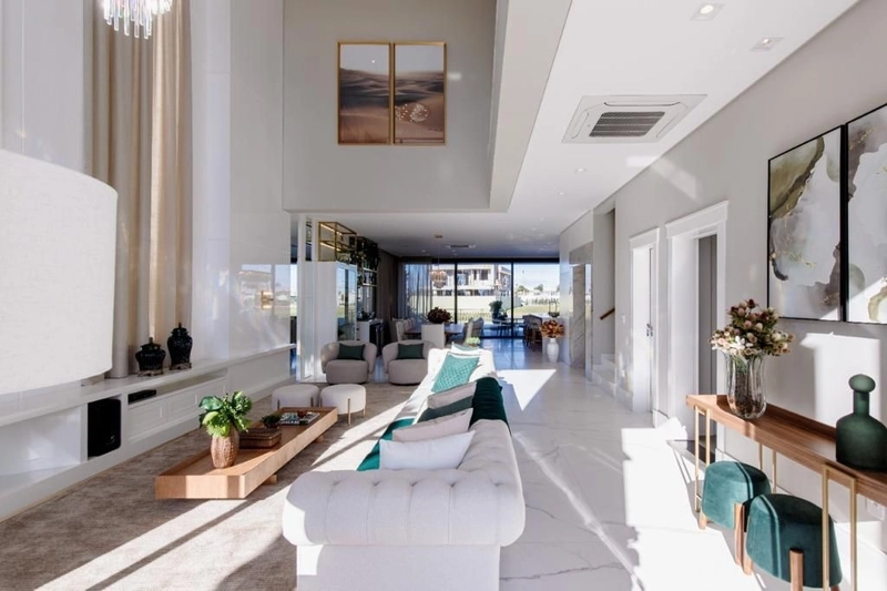 Casa estilo Neoclássica no condomínio Sense: 5ª foto da galeria de imagens do imóvel