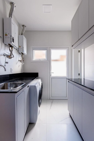Casa estilo Neoclássica no condomínio Sense: 19ª foto da galeria de imagens do imóvel