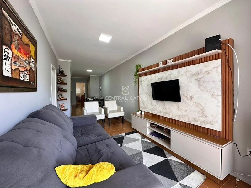APARTAMENTO DE FRENTE, EXCELENTE LOCALIZAÇÃO: 2ª foto da galeria de imagens do imóvel