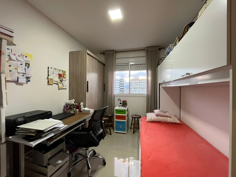 Mobiliado e decorado: 10ª foto da galeria de imagens do imóvel