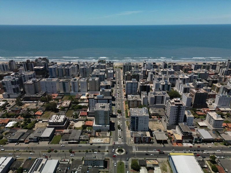SACADA DE FRENTE: 20ª foto da galeria de imagens do imóvel