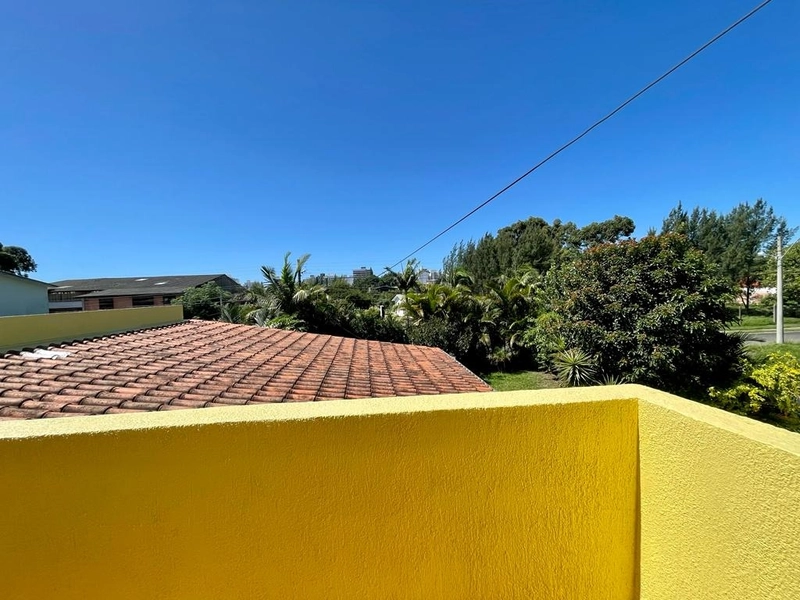 Sobrado em bairro nobre de Capão: 31ª foto da galeria de imagens do imóvel