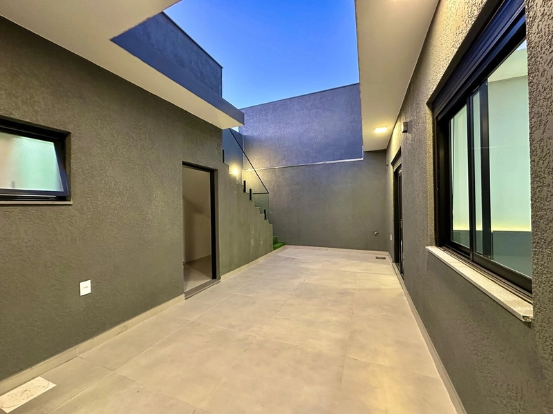 CASA ALTO PADRÃO COM TERRAÇO E PISCINA À VENDA: 49ª foto da galeria de imagens do imóvel