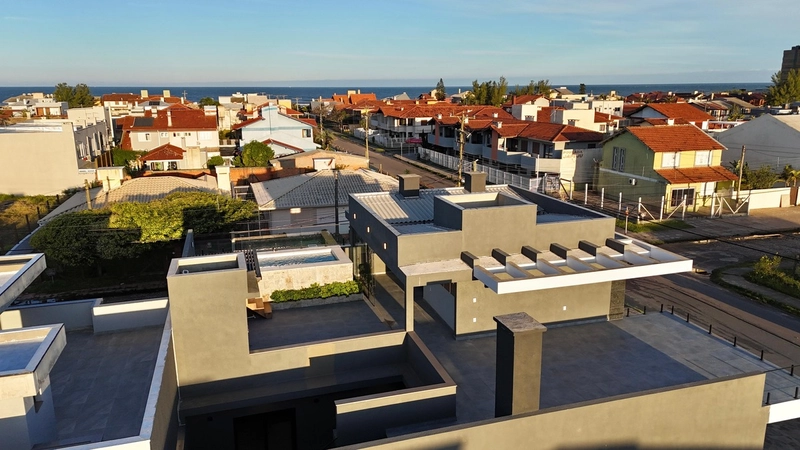 CASA ALTO PADRÃO COM TERRAÇO E PISCINA À VENDA: 34ª foto da galeria de imagens do imóvel