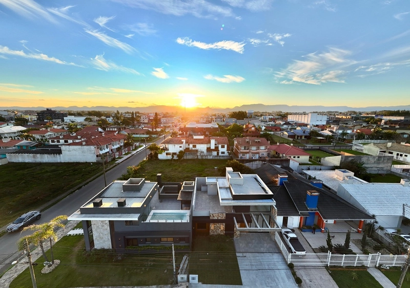 CASA ALTO PADRÃO COM TERRAÇO E PISCINA À VENDA: 39ª foto da galeria de imagens do imóvel