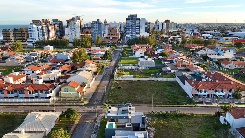 CASA ALTO PADRÃO COM TERRAÇO E PISCINA À VENDA: 33ª foto da galeria de imagens do imóvel
