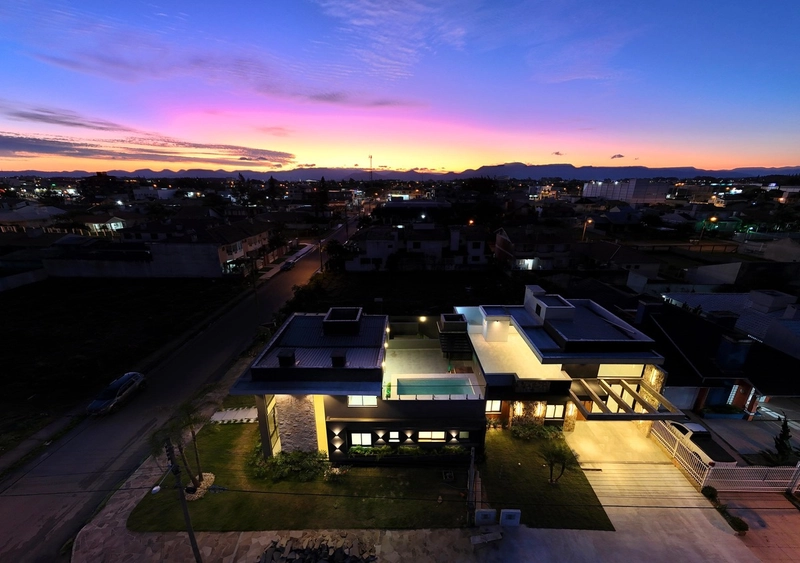 CASA ALTO PADRÃO COM TERRAÇO E PISCINA À VENDA: 60ª foto da galeria de imagens do imóvel