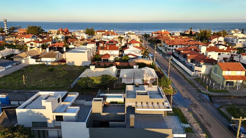 CASA ALTO PADRÃO COM TERRAÇO E PISCINA À VENDA: 37ª foto da galeria de imagens do imóvel