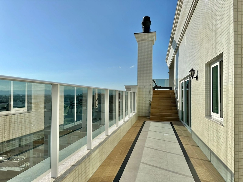 Apartamento 3 dormitórios alto padrão com vista eterna para o mar: 58ª foto da galeria de imagens do imóvel