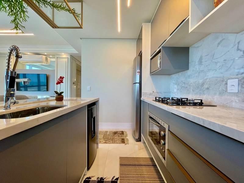 Apartamento 3 dormitórios alto padrão com vista eterna para o mar: 20ª foto da galeria de imagens do imóvel