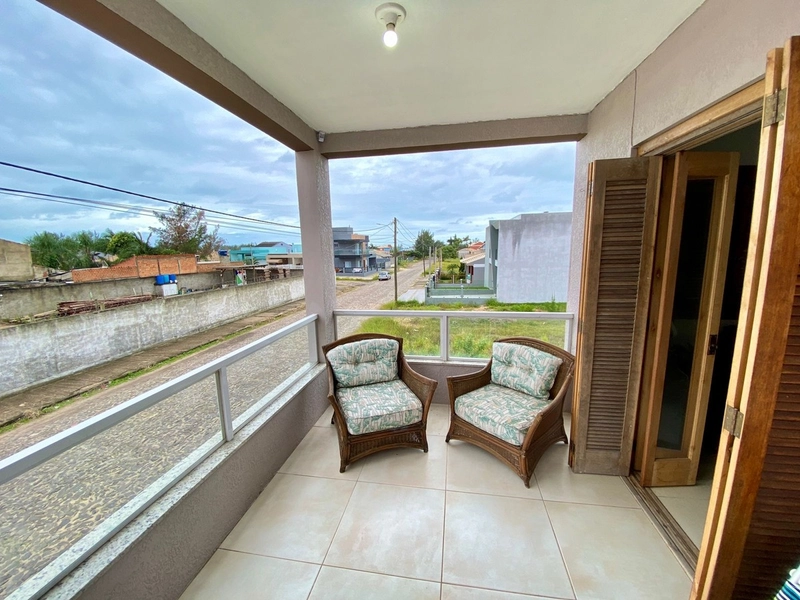Sobrado de esquina junto ao mar: 25ª foto da galeria de imagens do imóvel