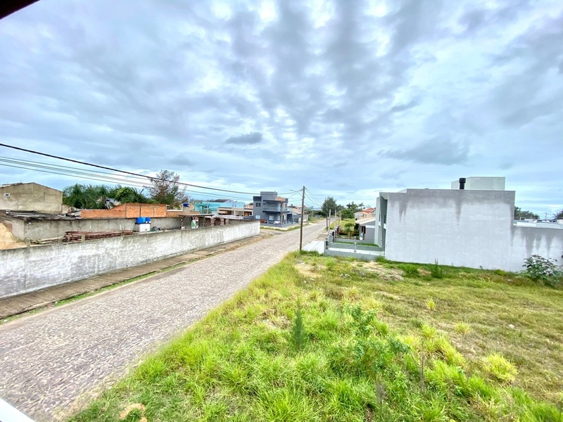 Sobrado de esquina junto ao mar: 27ª foto da galeria de imagens do imóvel