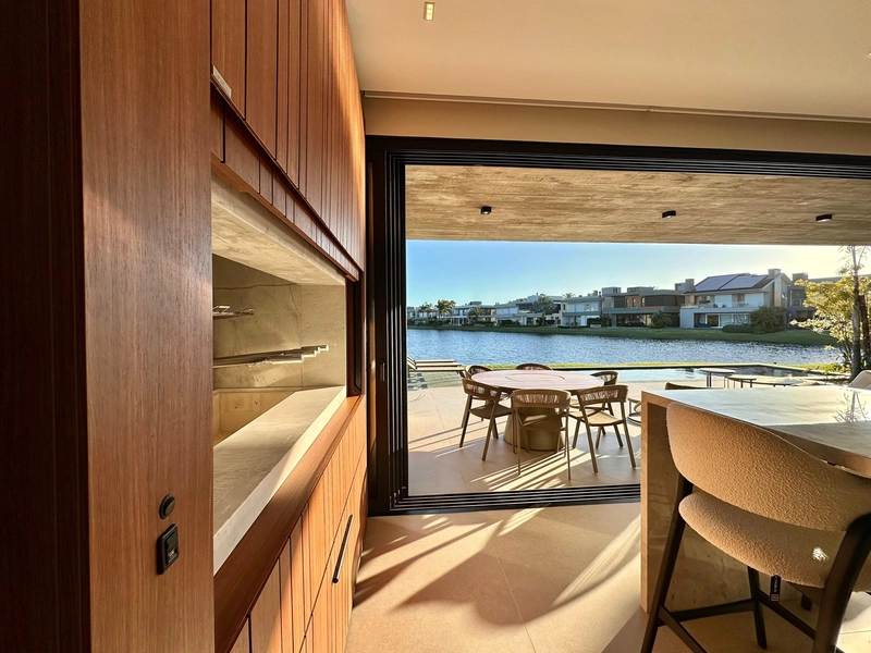 CASA CONDOMÍNIO EM XANGRI-LÁ 6 SUÍTES: 14ª foto da galeria de imagens do imóvel