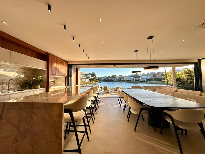 CASA CONDOMÍNIO EM XANGRI-LÁ 6 SUÍTES: 11ª foto da galeria de imagens do imóvel