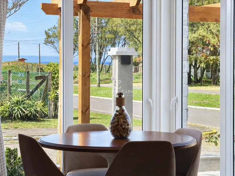 Casa com terraço à apenas 50 metros da praia à venda: 11ª foto da galeria de imagens do imóvel
