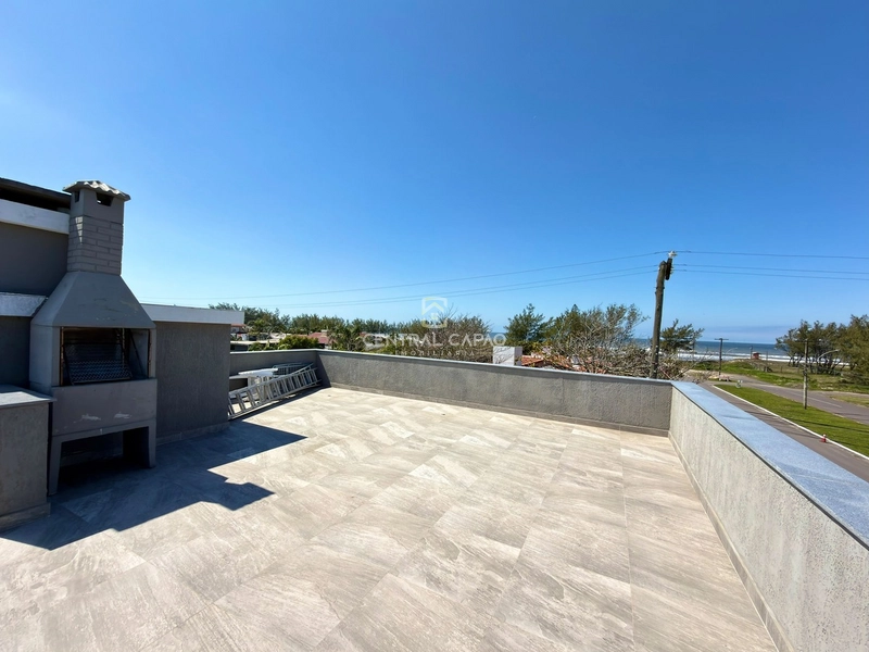 Casa com terraço à apenas 50 metros da praia à venda: 31ª foto da galeria de imagens do imóvel