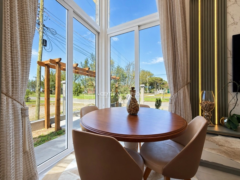 Casa com terraço à apenas 50 metros da praia à venda: 10ª foto da galeria de imagens do imóvel