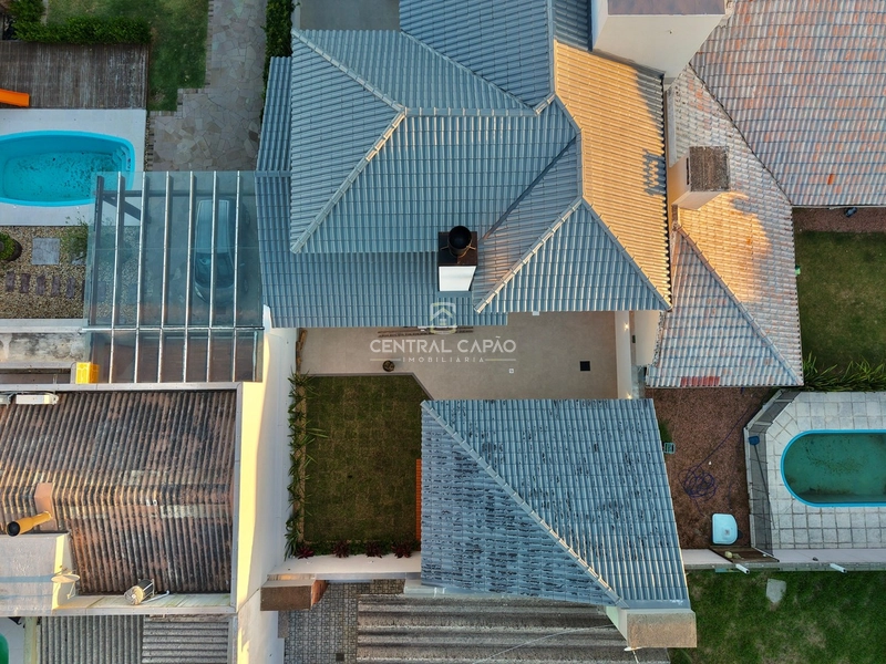 Sobrado à venda em bairro nobre de Capão: 54ª foto da galeria de imagens do imóvel