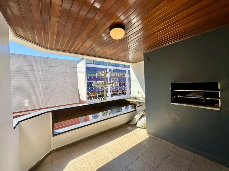APARTAMENTO DE 3 DORMITÓRIOS MAIS DEPENDÊNCIA NO CENTRO DE CAPÃO: 2ª foto da galeria de imagens do imóvel