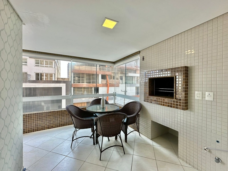 Apartamento de 02 quartos de frente em Capão da Canoa.: 2ª foto da galeria de imagens do imóvel
