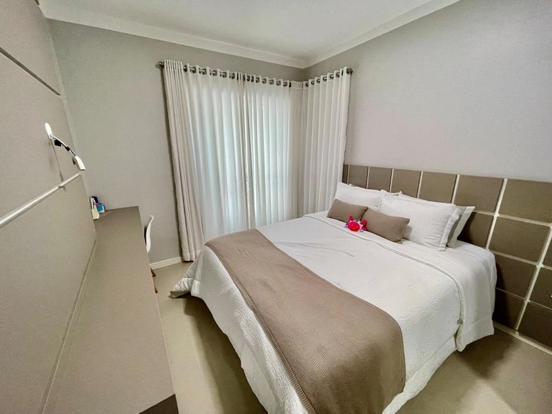 Apartamento de frente para praça.: 8ª foto da galeria de imagens do imóvel