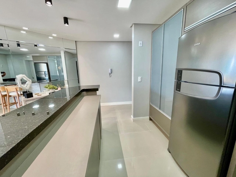 Apartamento de frente para praça.: 17ª foto da galeria de imagens do imóvel