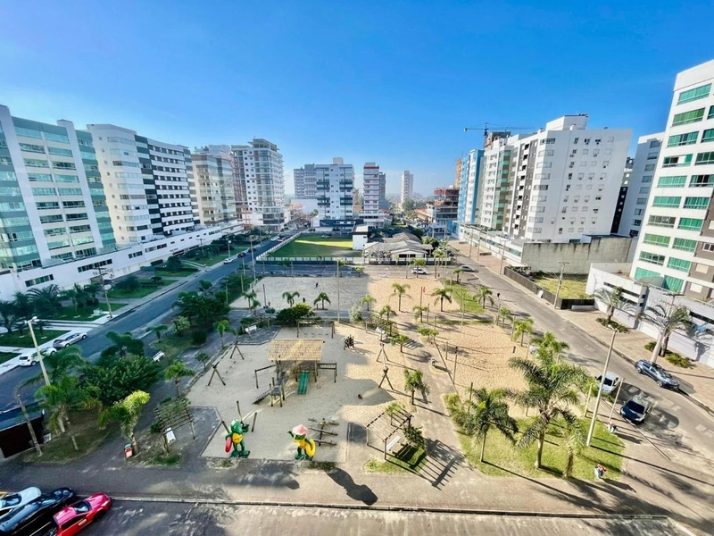 Apartamento de frente para praça.: 32ª foto da galeria de imagens do imóvel