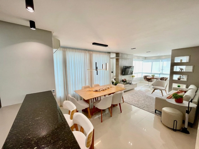 Apartamento de frente para praça.: 44ª foto da galeria de imagens do imóvel