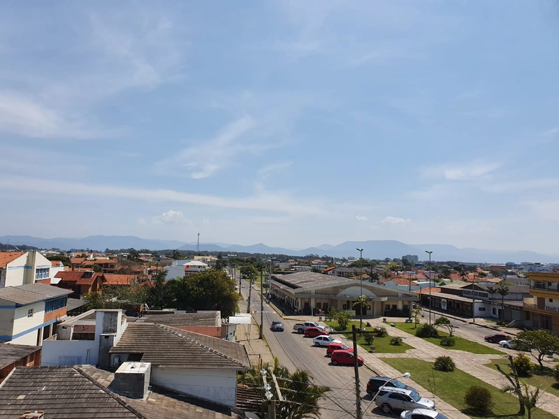 Apartamento de 3 dormitórios de frente: 5ª foto da galeria de imagens do imóvel
