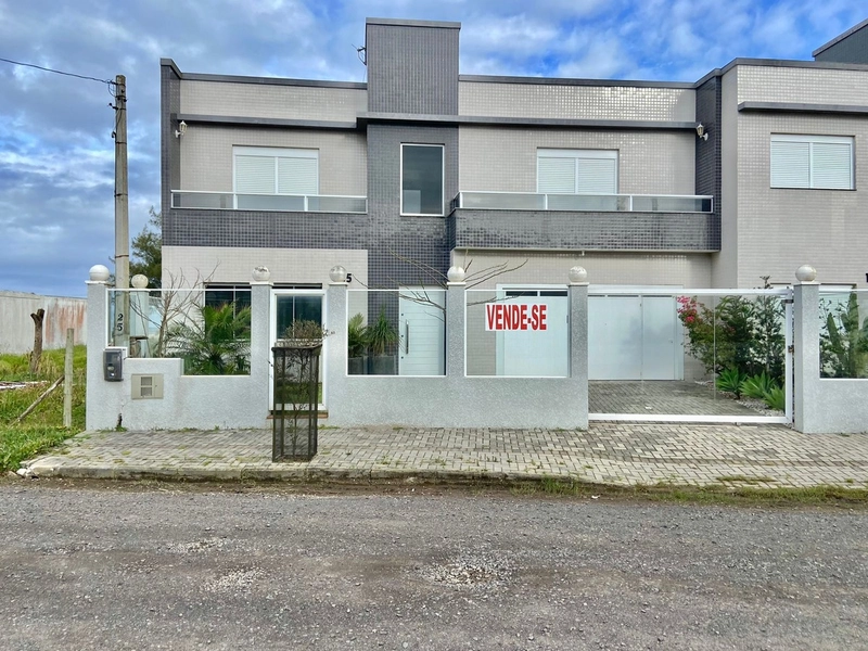 Duplex a venda com 02 quartos em Capão da Canoa!: 1ª foto da galeria de imagens do imóvel