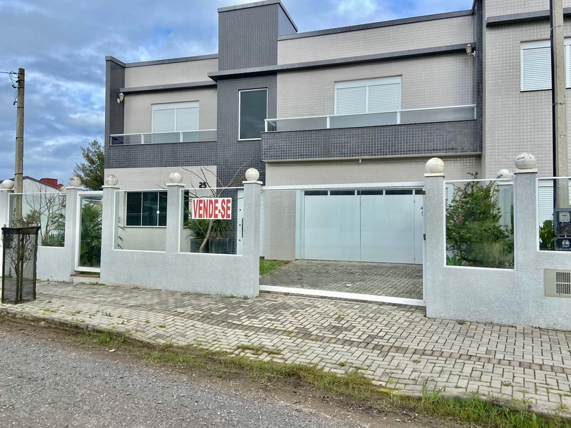 Duplex a venda com 02 quartos em Capão da Canoa!: 2ª foto da galeria de imagens do imóvel