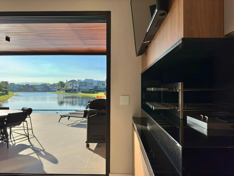 Sobrado com vista para o lago em condomínio em Xangri-Lá: 15ª foto da galeria de imagens do imóvel