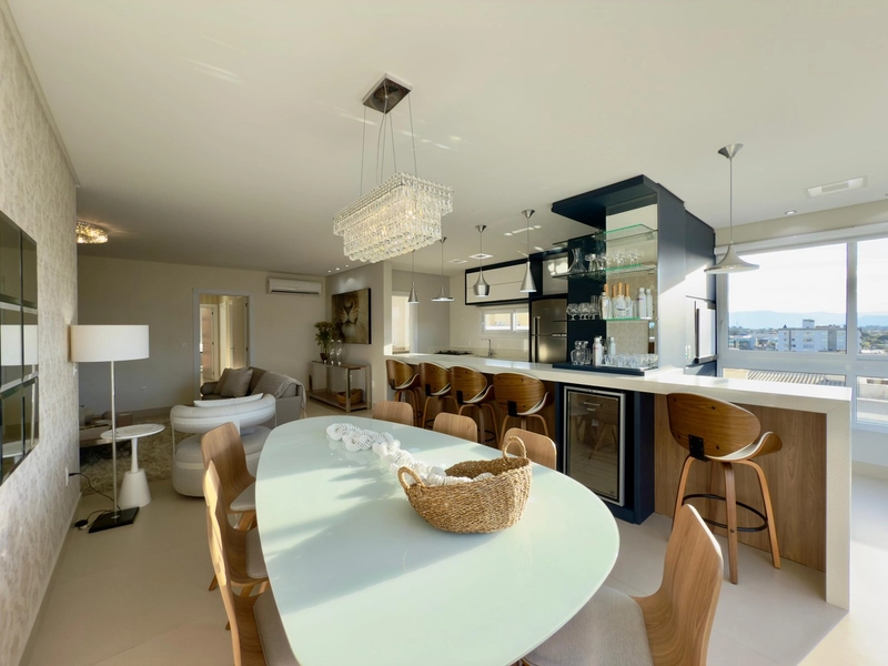 Lindo apartamento de 3 dormitórios decorado - Centro de Capão da Canoa