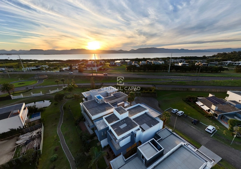 Sobrado 4 suítes à venda no Capão Ilhas: 2ª foto da galeria de imagens do imóvel