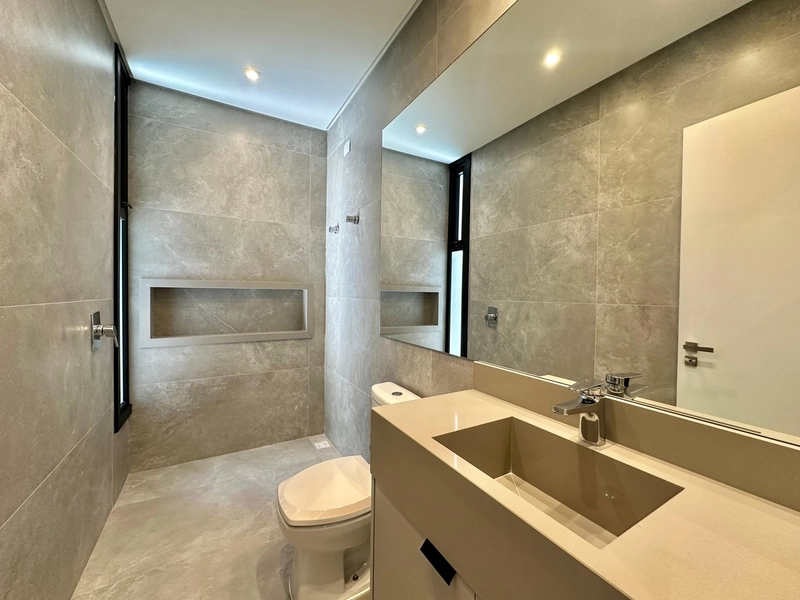 VENDO CASA ESPETACULAR EM ATLÂNTIDA: 24ª foto da galeria de imagens do imóvel