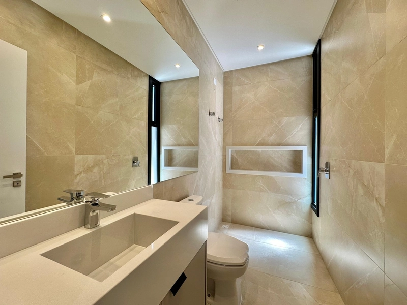 VENDO CASA ESPETACULAR EM ATLÂNTIDA: 22ª foto da galeria de imagens do imóvel