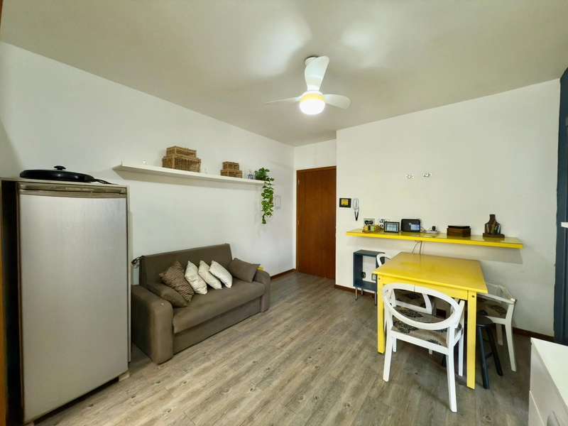 Apartamento de 1 dormitório com box de garagem em Capão da Canoa: 6ª foto da galeria de imagens do imóvel