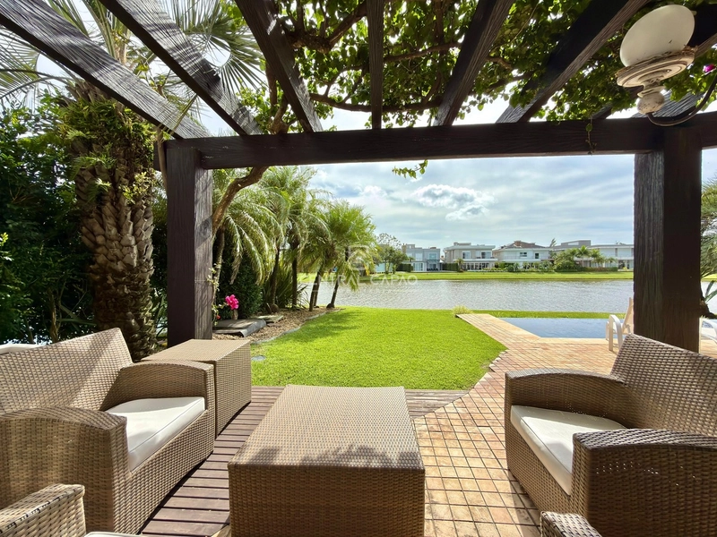 Sobrado 5 suítes beira lago à venda no Bosques de Atlântida: 25ª foto da galeria de imagens do imóvel