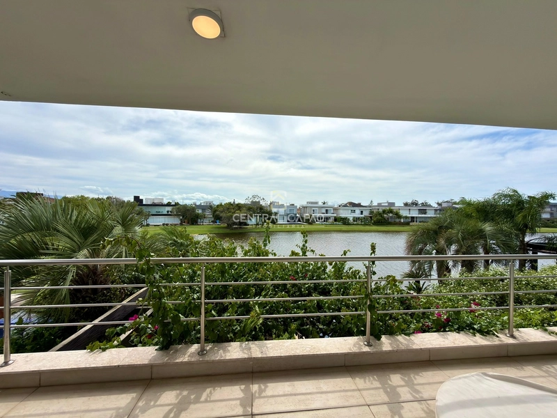 Sobrado 5 suítes beira lago à venda no Bosques de Atlântida: 39ª foto da galeria de imagens do imóvel