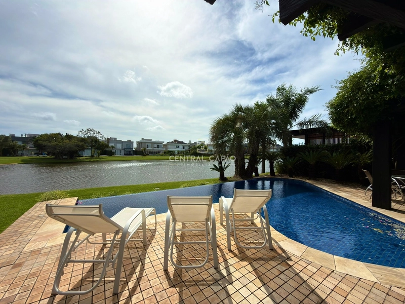 Sobrado 5 suítes beira lago à venda no Bosques de Atlântida: 20ª foto da galeria de imagens do imóvel