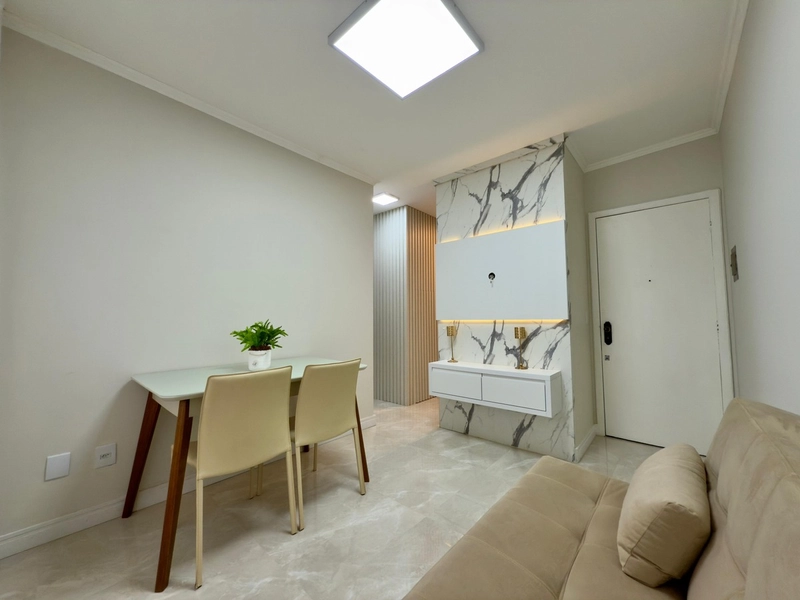 APARTAMENTO 1 DORMITÓRIO JUNTO A PRAÇA: 2ª foto da galeria de imagens do imóvel
