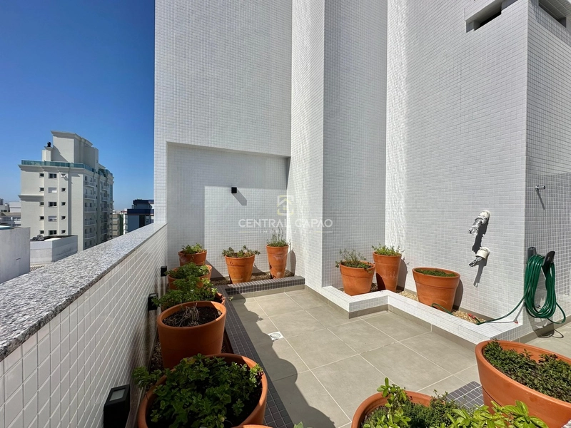 Apartamento 2 dormitórios com sacada de frente à uma quadra do mar: 31ª foto da galeria de imagens do imóvel