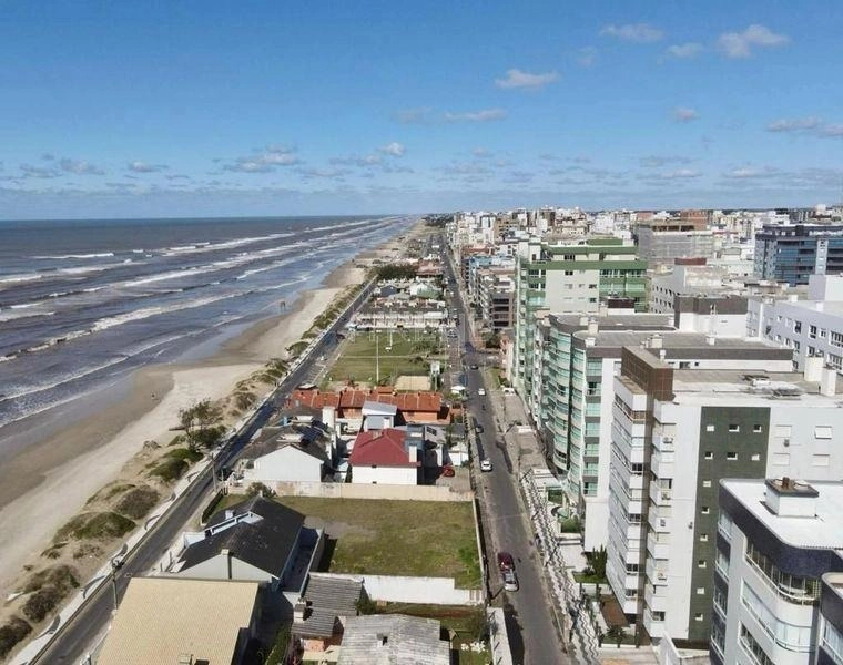 Apartamento de 3 dormitórios na Beira Mar de Capão da Canoa: 28ª foto da galeria de imagens do imóvel